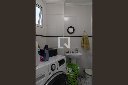 Casa de condomínio à venda com 149m², 3 quartos e 3 vagas Casa de condomínio à venda com 149m², 3 quartos e 3 vagaslavabo na área de serviço