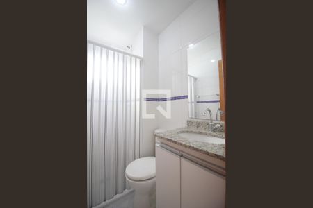 Apartamento para alugar com 62m², 2 quartos e 2 vagasBanheiro