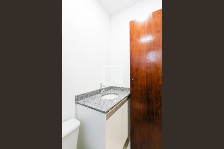 Banheiro  de kitnet/studio para alugar com 1 quarto, 35m² em Rudge Ramos, São Bernardo do Campo
