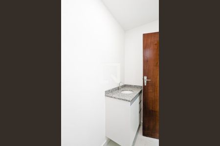 Banheiro  de kitnet/studio para alugar com 1 quarto, 35m² em Rudge Ramos, São Bernardo do Campo