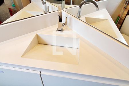 Apartamento para alugar com 44m², 2 quartos e 1 vaga Apartamento para alugar com 44m², 2 quartos e 1 vagaBanheiro