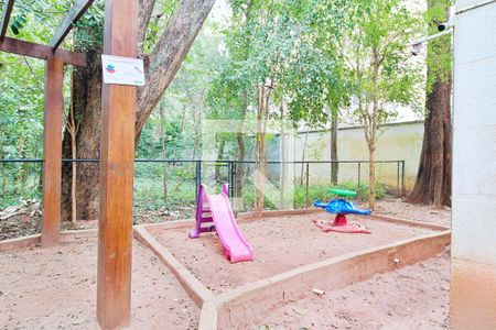 Apartamento para alugar com 44m², 2 quartos e 1 vaga Apartamento para alugar com 44m², 2 quartos e 1 vagaÁrea Comum - Playground