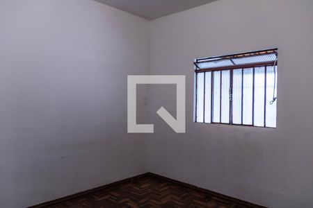 Quarto de casa para alugar com 1 quarto, 75m² em Milionários (barreiro), Belo Horizonte