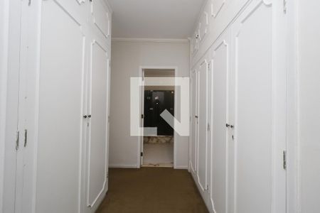 Casa à venda com 420m², 4 quartos e 4 vagasCloset da Suíte