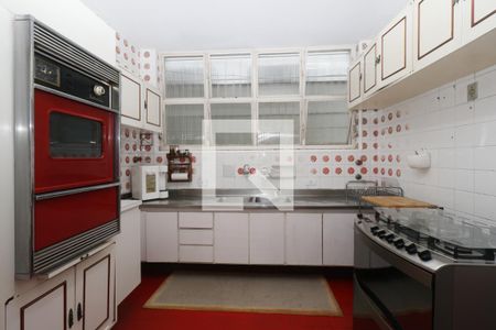 Casa à venda com 420m², 4 quartos e 4 vagasCozinha