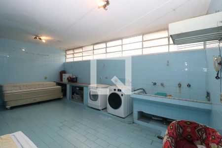 Casa à venda com 420m², 4 quartos e 4 vagasÁrea de Serviço