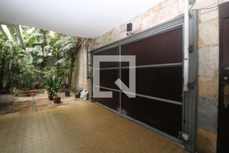Casa à venda com 420m², 4 quartos e 4 vagasGaragem