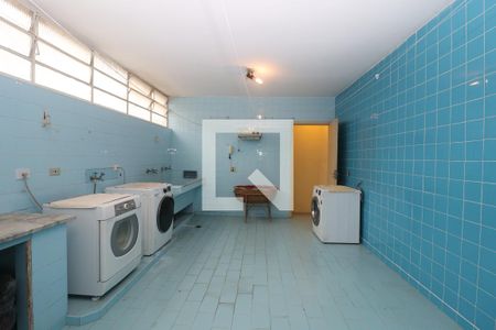 Casa à venda com 420m², 4 quartos e 4 vagasÁrea de Serviço