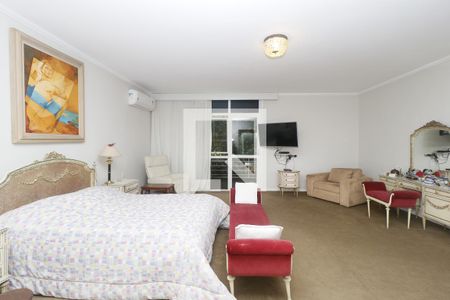 Casa à venda com 420m², 4 quartos e 4 vagasQuarto 1 - Suíte