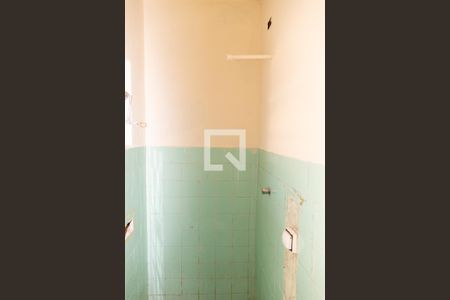 Casa para alugar com 120m², 2 quartos e 2 vagasBanheiro de Serviço