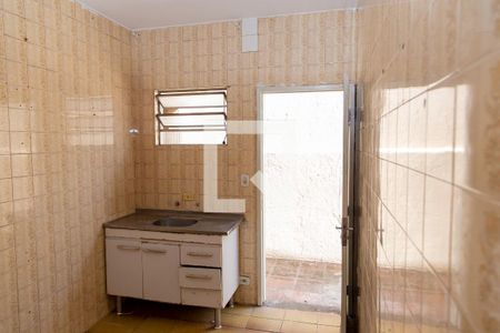 Casa para alugar com 120m², 2 quartos e 2 vagasCozinha