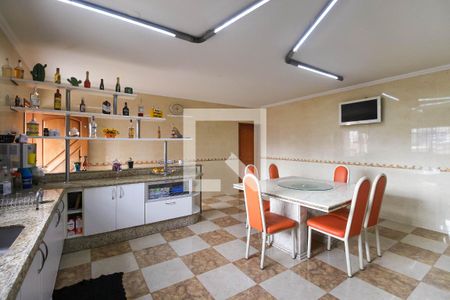 Casa à venda com 514m², 4 quartos e 8 vagasCozinha