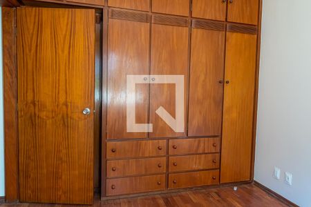 Casa à venda com 185m², 3 quartos e 2 vagas Casa à venda com 185m², 3 quartos e 2 vagasQuarto 2