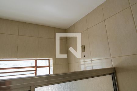 Casa à venda com 185m², 3 quartos e 2 vagas Casa à venda com 185m², 3 quartos e 2 vagasBanheiro Social