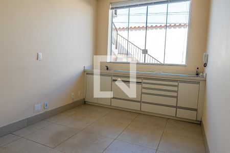 Casa à venda com 185m², 3 quartos e 2 vagas Casa à venda com 185m², 3 quartos e 2 vagasGaragem