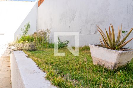 Casa à venda com 185m², 3 quartos e 2 vagas Casa à venda com 185m², 3 quartos e 2 vagasQuintal