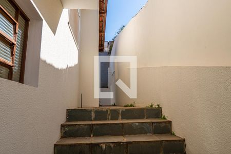 Casa à venda com 185m², 3 quartos e 2 vagas Casa à venda com 185m², 3 quartos e 2 vagasCorredor