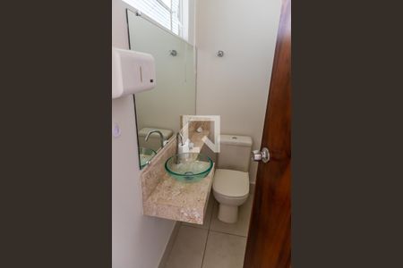 Casa à venda com 185m², 3 quartos e 2 vagas Casa à venda com 185m², 3 quartos e 2 vagasGaragem