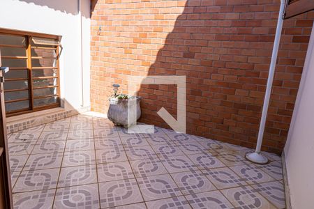 Casa à venda com 185m², 3 quartos e 2 vagas Casa à venda com 185m², 3 quartos e 2 vagasÁrea de luz