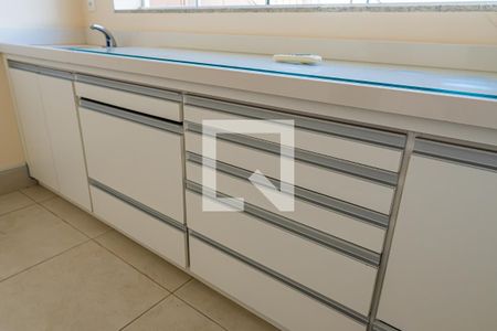 Casa à venda com 185m², 3 quartos e 2 vagas Casa à venda com 185m², 3 quartos e 2 vagasGaragem