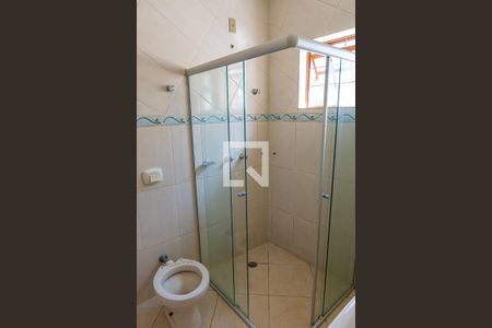 Casa à venda com 185m², 3 quartos e 2 vagas Casa à venda com 185m², 3 quartos e 2 vagasBanheiro da Suíte