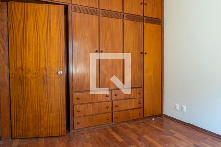 Casa à venda com 185m², 3 quartos e 2 vagas Casa à venda com 185m², 3 quartos e 2 vagasQuarto 2