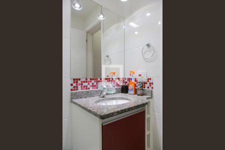 Apartamento para alugar com 64m², 2 quartos e 1 vaga Apartamento para alugar com 64m², 2 quartos e 1 vagaBanheiro da suíte