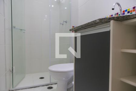 Apartamento para alugar com 64m², 2 quartos e 1 vaga Apartamento para alugar com 64m², 2 quartos e 1 vagaBanheiro