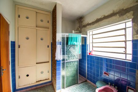 Casa à venda com 170m², 4 quartos e 2 vagas Casa à venda com 170m², 4 quartos e 2 vagasBanheiro