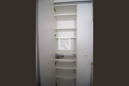 Apartamento para alugar com 100m², 2 quartos e 2 vagas Apartamento para alugar com 100m², 2 quartos e 2 vagasArea de Serviço