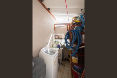 Casa à venda com 220m², 4 quartos e 3 vagasÁrea de Serviço