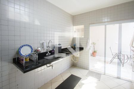 Casa à venda com 220m², 4 quartos e 3 vagasCozinha