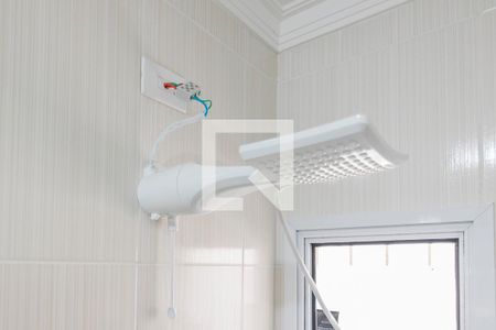 Casa à venda com 177m², 3 quartos e 2 vagasChuveiro