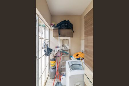 Casa à venda com 177m², 3 quartos e 2 vagasÁrea de Serviço