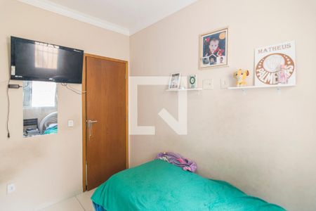 Casa à venda com 177m², 3 quartos e 2 vagasQuarto 2
