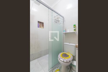 Casa à venda com 177m², 3 quartos e 2 vagasBanheiro