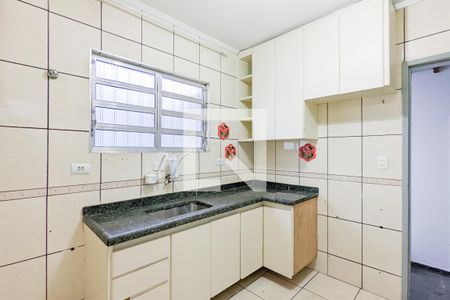 Casa à venda com 60m², 2 quartos e 3 vagasCozinha 