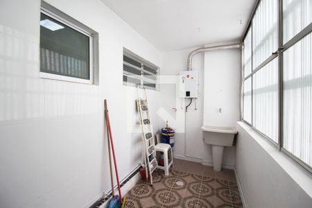 Apartamento para alugar com 83m², 2 quartos e 1 vaga Apartamento para alugar com 83m², 2 quartos e 1 vagaÁrea de Serviço