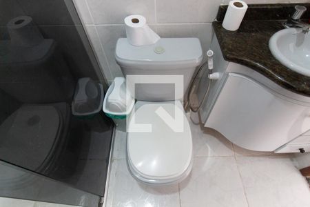 Casa para alugar com 290m², 3 quartos e 8 vagasBanheiro Social