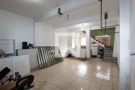 Casa para alugar com 290m², 3 quartos e 8 vagasSalão