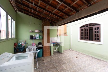 Casa para alugar com 290m², 3 quartos e 8 vagasLavanderia