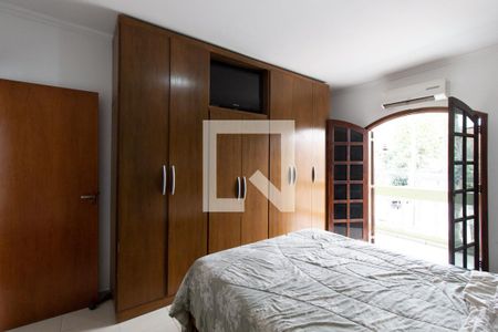 Casa para alugar com 290m², 3 quartos e 8 vagasSuíte