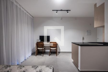 Studio - Quarto de kitnet/studio para alugar com 1 quarto, 28m² em Cerqueira César, São Paulo