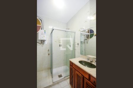 Banheiro de apartamento à venda com 1 quarto, 30m² em Copacabana, Rio de Janeiro