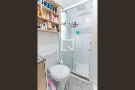 Apartamento à venda com 62m², 2 quartos e 1 vaga Apartamento à venda com 62m², 2 quartos e 1 vagaBanheiro da Suíte