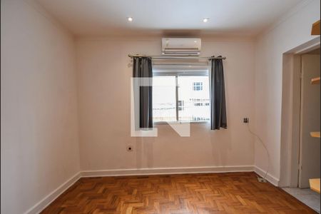 Casa à venda com 220m², 3 quartos e 2 vagasSuíte 03