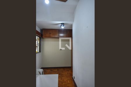 Casa à venda com 220m², 3 quartos e 2 vagasSuíte 02