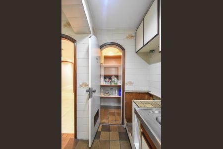 Casa à venda com 220m², 3 quartos e 2 vagasCozinha 