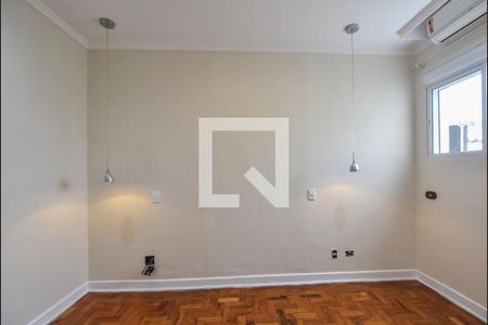 Casa à venda com 220m², 3 quartos e 2 vagasSuíte 01