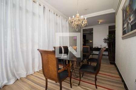 Casa para alugar com 800m², 5 quartos e 4 vagasSala 5